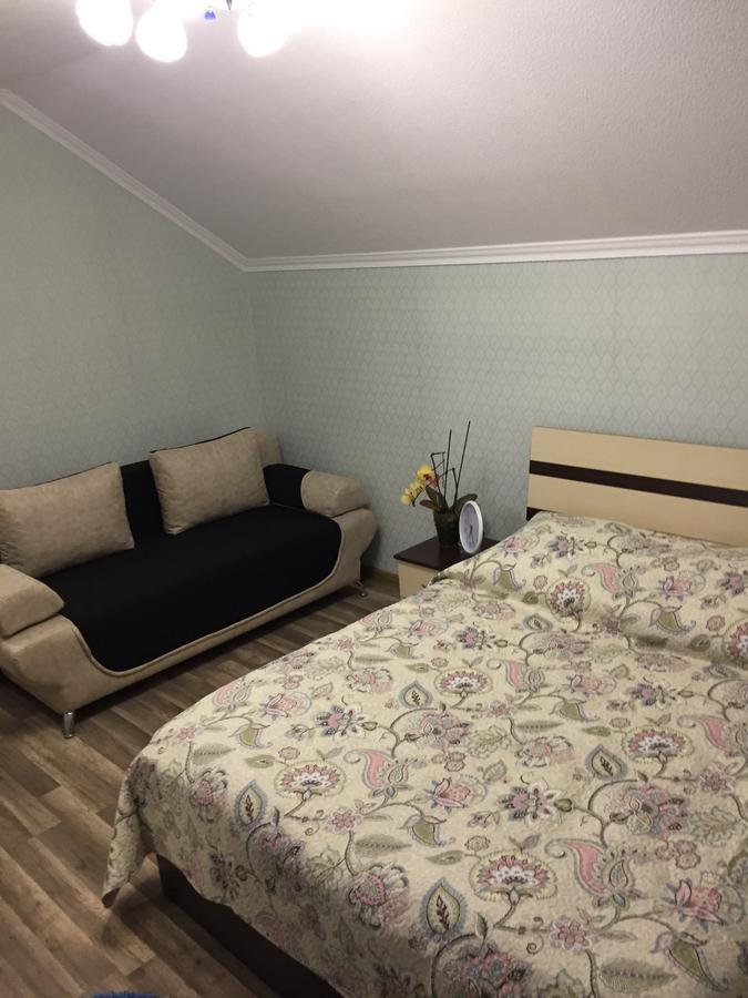 U Maksa Hotel Solochin Bagian luar foto